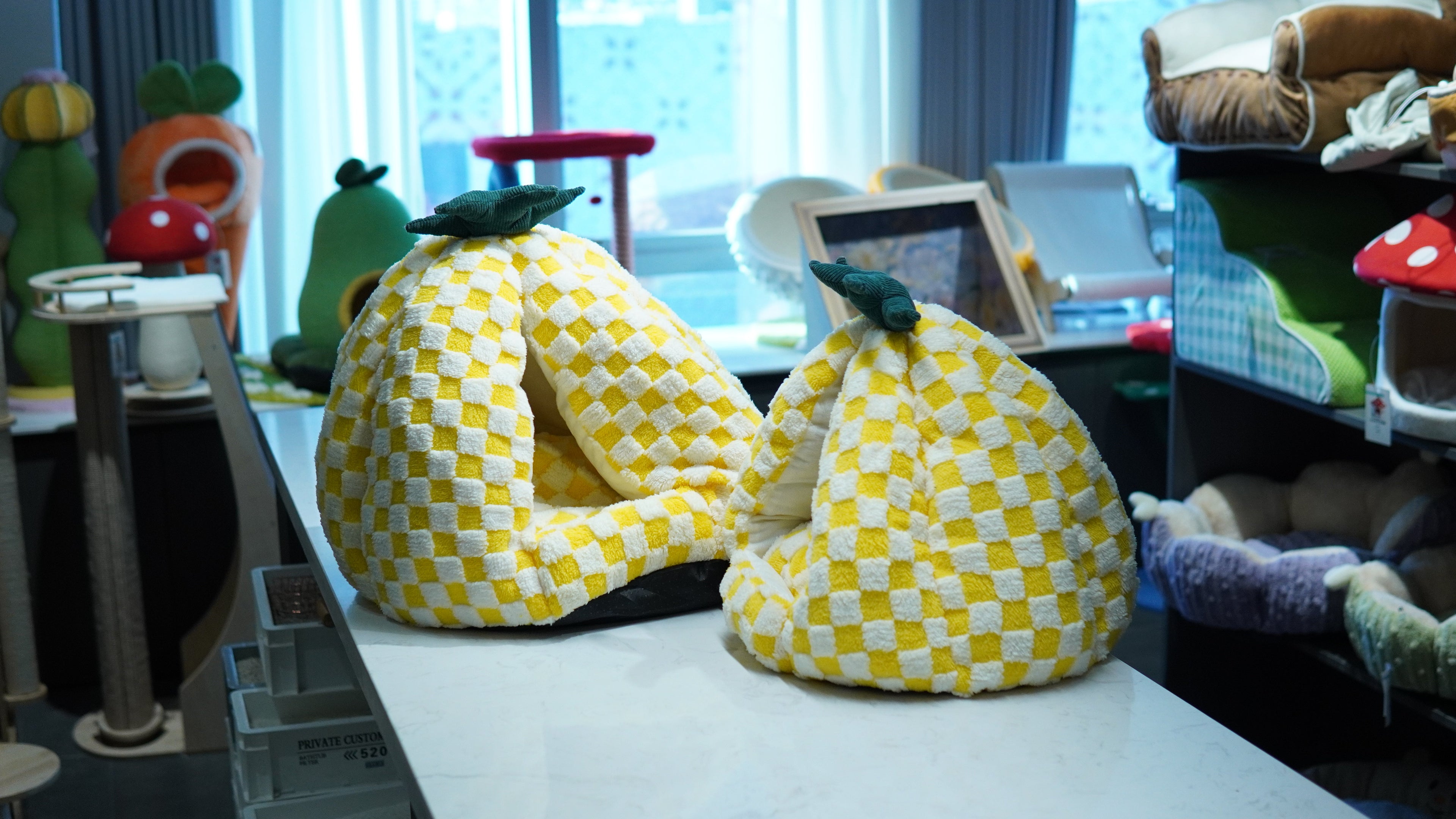 Harvest Moon Pumpkin Cat Bed - front view