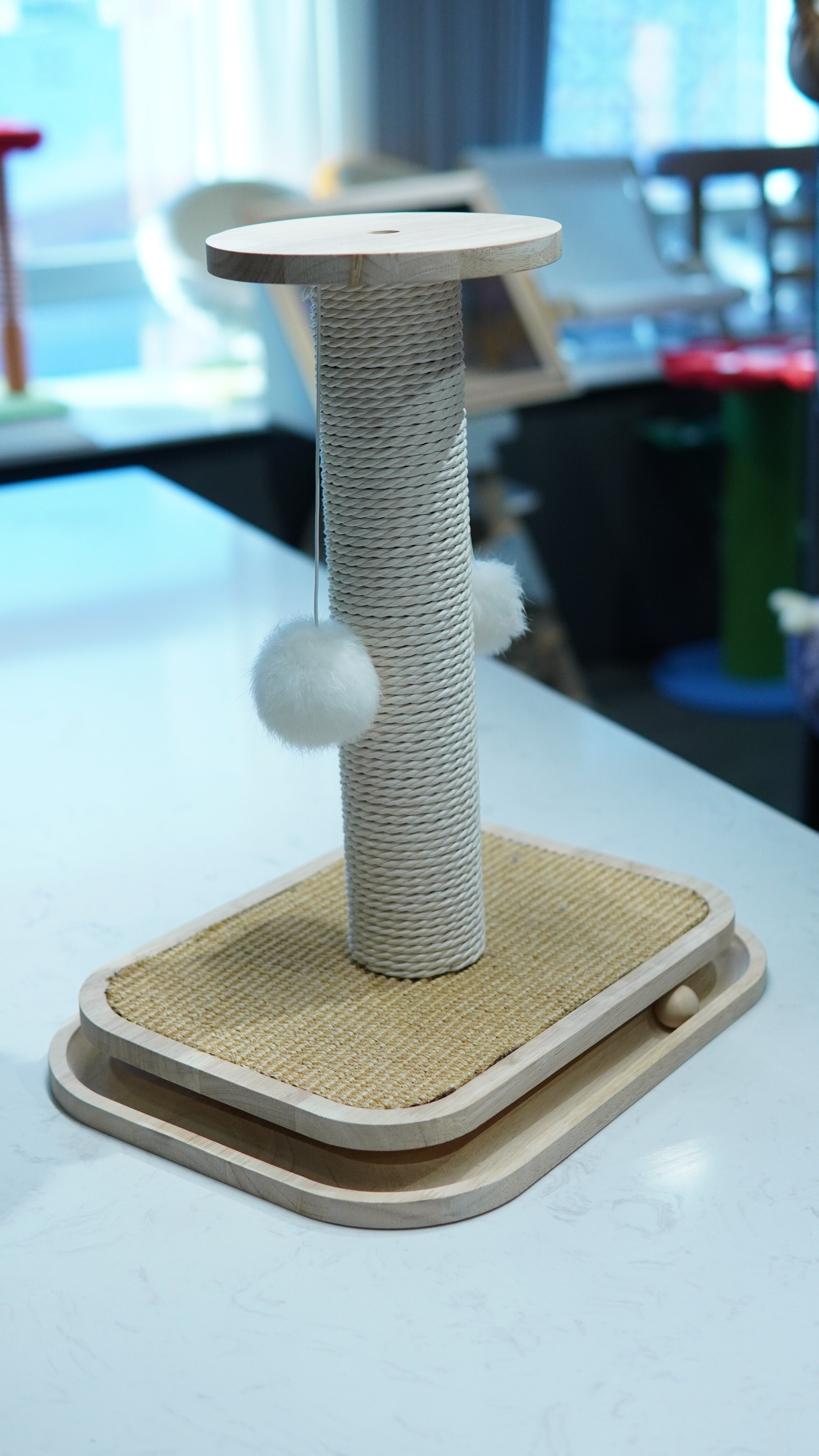 Spool & Play Cat Scratcher - three-quarter view