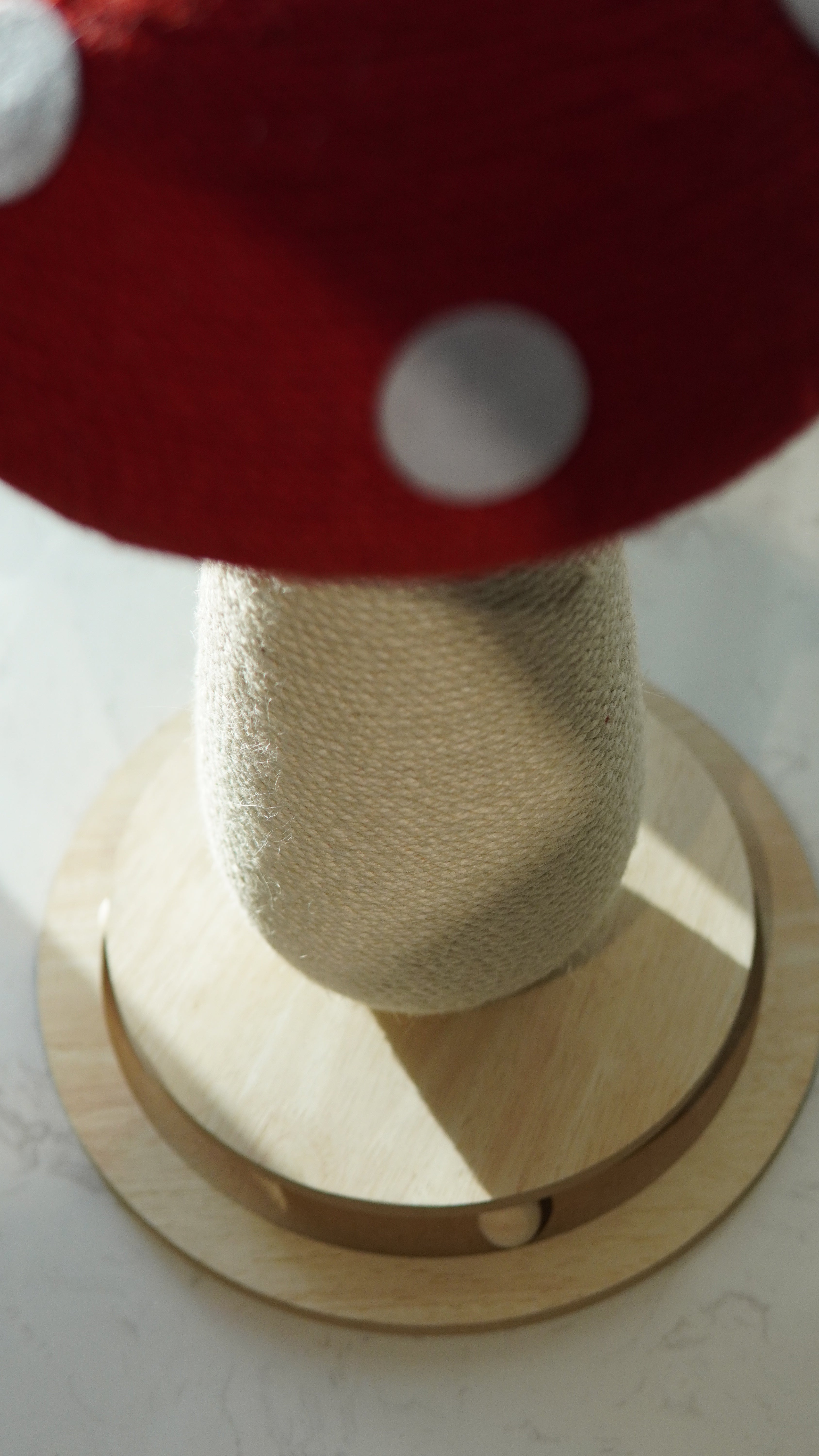 Mushroom Magic Cat Scratcher - base detail